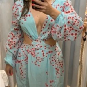 Teal floor length dress with sleeves and shows midriff, only worn once.